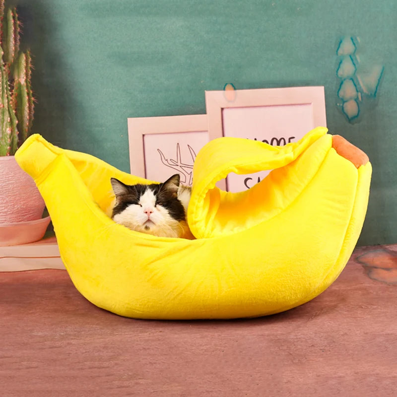 Max Banana Shaped Bedding