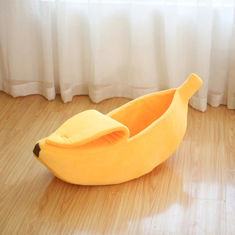 Max Banana Shaped Bedding